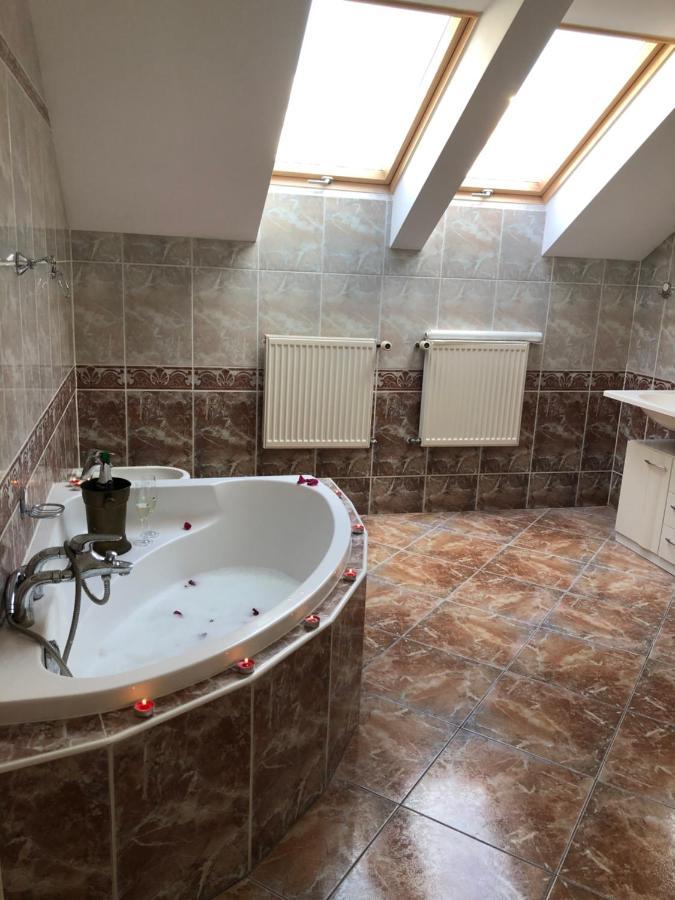 Apartament W Centrum Kolobrzegu Екстер'єр фото